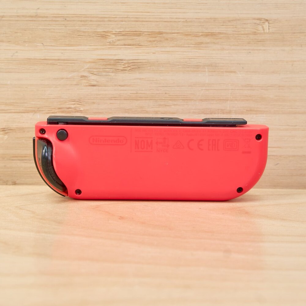 Nintendo Switch Joy-Con Controller Set, Left Blue, Right Red, Tested Working - Picture 4 of 10